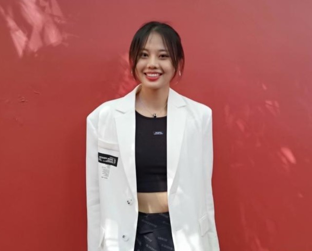 大长腿|女排奥运冠军胖了!脸蛋肉嘟嘟太可爱,身穿“中国女排”服饰抢眼