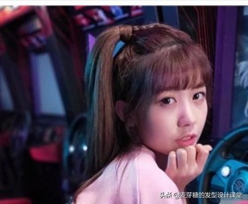 女生|小个子女生发型原来这样扎,漂亮且气质十足