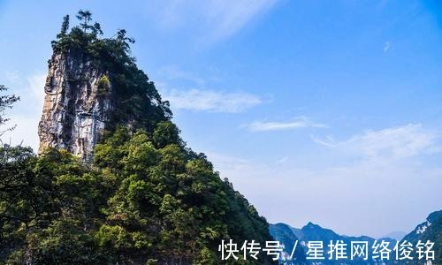 张家界|贵州版的张家界景区：山峰险峻景色迷人，三面环水备受游客喜爱