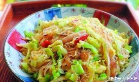 天冷了,怎能不吃此菜?十分钟就上桌,香辣可口还美味,贼香