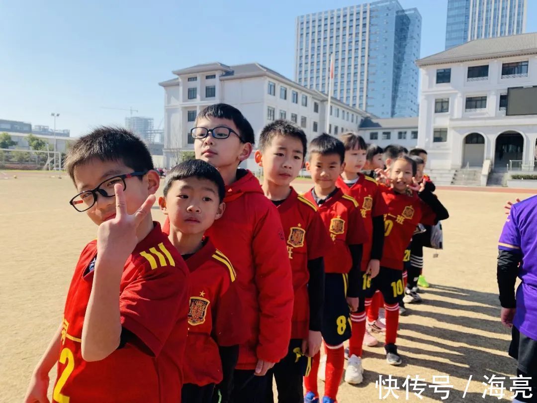 二年级组率先打响杭州春晖小学第一届校园足球联赛!|放飞梦想 | 足球
