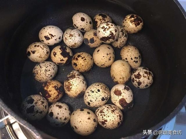  年夜饭之红烧排骨焖蛋，家常做法，营养又解馋，寓意步步高升
