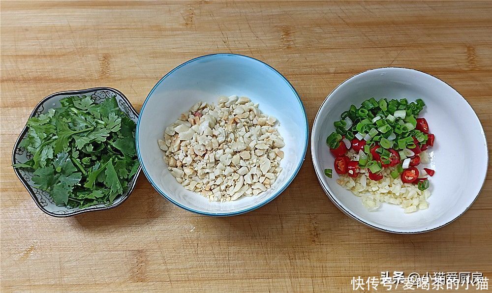 搅凉粉|从搅凉粉开始教你做酸辣凉粉，在家也能轻松吃到的美味，特解馋