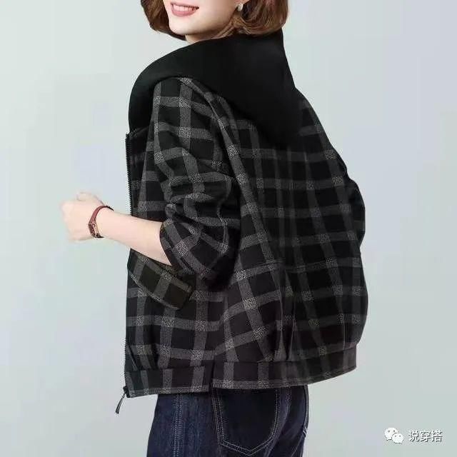 50+女人，开春“外套”就从这几款里面选，洋气减龄，高雅显气质