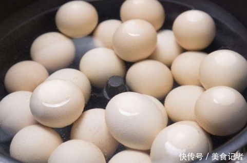 早上|早上坚持吃一个煮鸡蛋,几大好处不请自来,但要注意2个食用细节