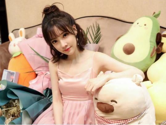 冯提莫 冯提莫再度担任导师引发热议网友这下又有好戏看了