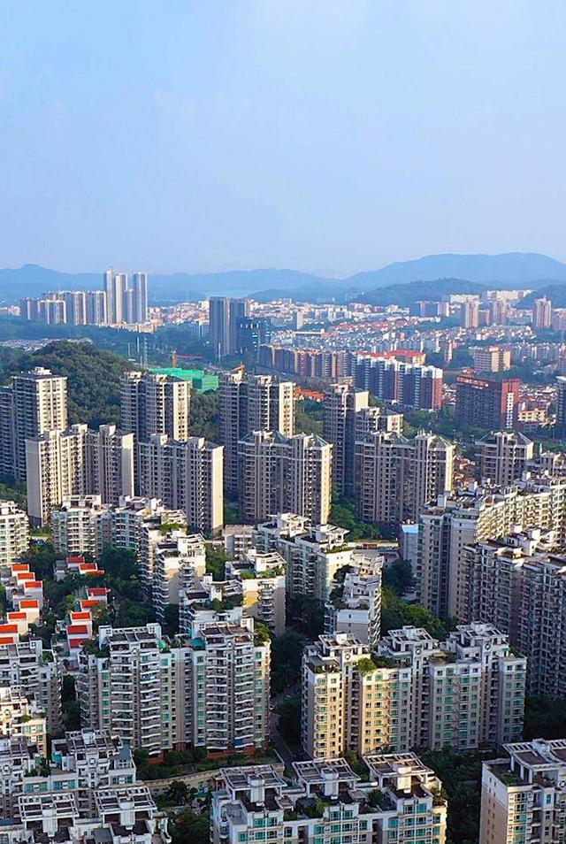 住房|东莞二手房参考价发布后,大量房源被撤,银行仍在“观望”
