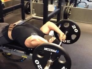 好身材|181cm日本肌肉壮男走红，每天深蹲练出大粗腿，网友不淡定了