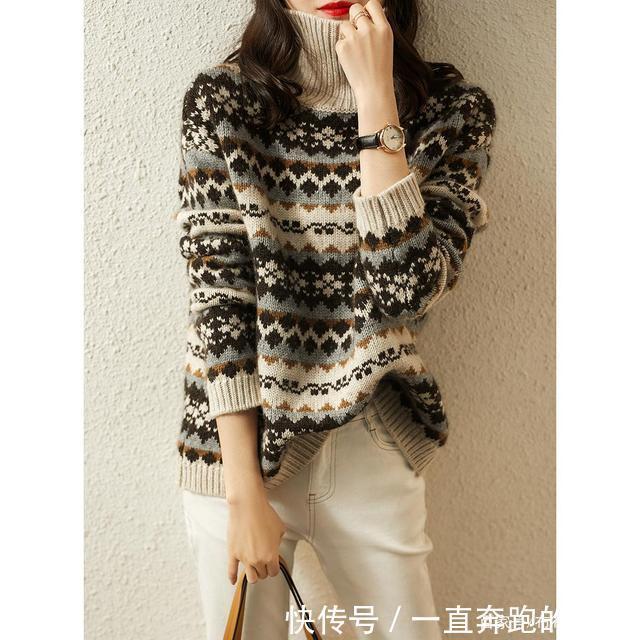 慵懒毛衣+休闲裤，今年特流行的穿搭，上班通勤都贼气质