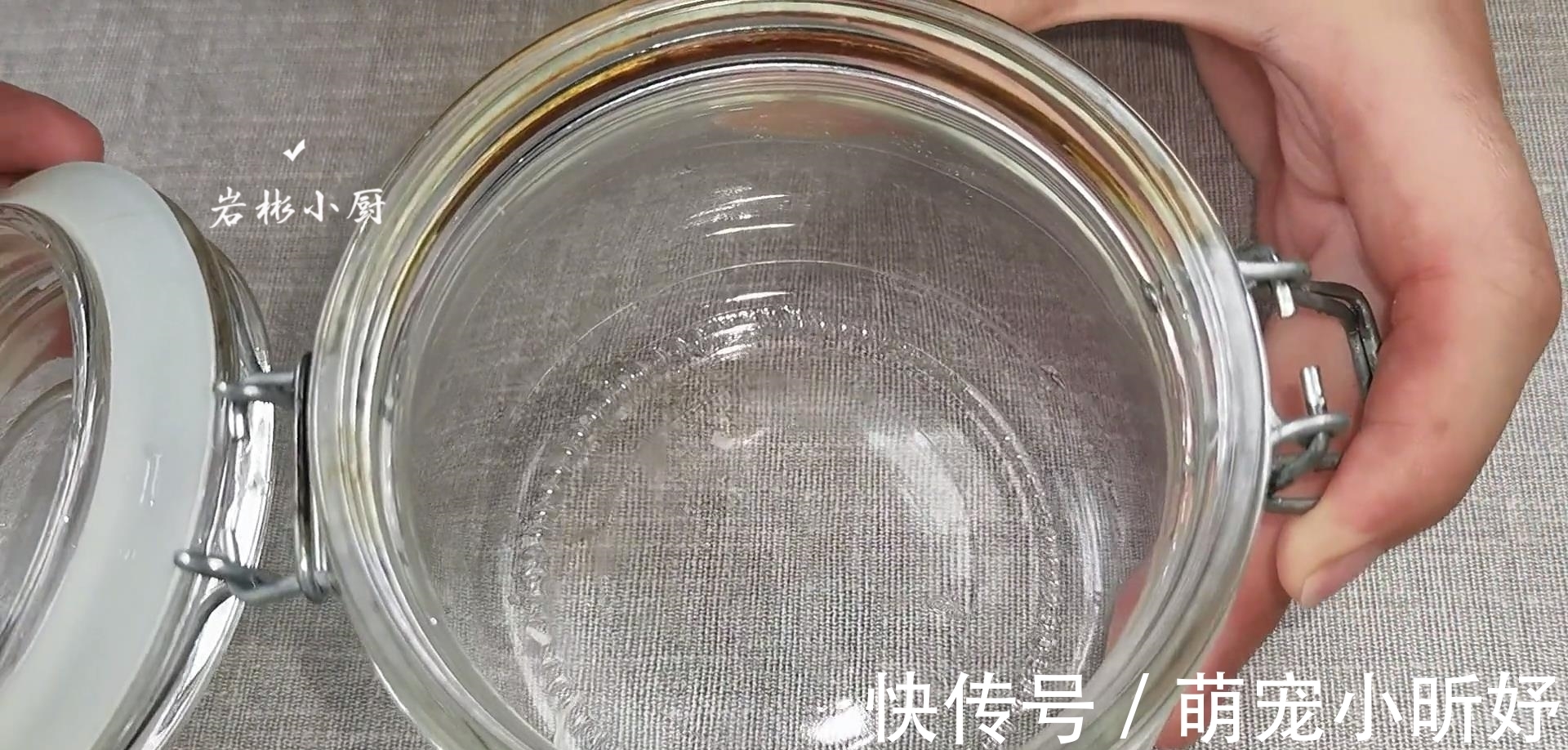 朋友介绍的减肚子的方法真神奇，一个月大肚腩不见了，效果太好了