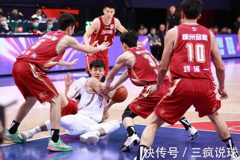 广东|CBA重大冤案！裁判明目张胆袒护广东，吴前伸冤却遭重罚丧失底线