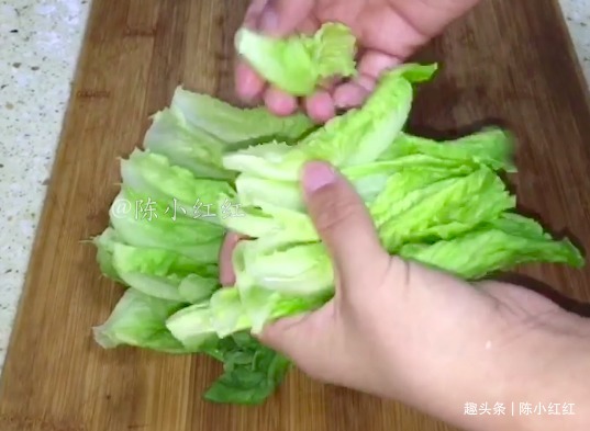 分享一道好吃又简单的减肥菜,好吃又有营养,吃多了也不会胖人