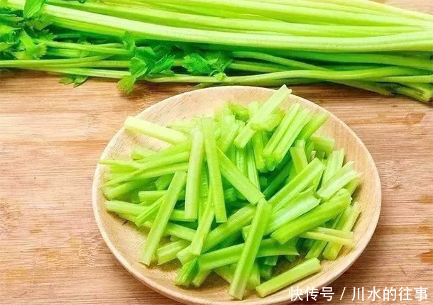 50岁后多吃3种“溶栓剂”,血管不堵了,身体清爽了,健康更长寿