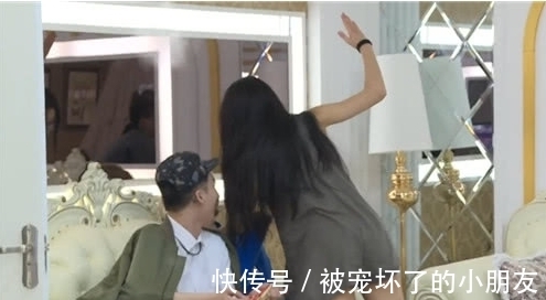 楊馥宇隨機(jī)挑選男友，看到她舉動(dòng)后，網(wǎng)友：還要化妝不？