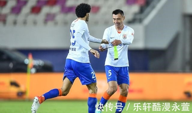 足校|羨慕嗎青訓(xùn)球員包攬5球助泰山大勝 中超變魯能足校閱兵式