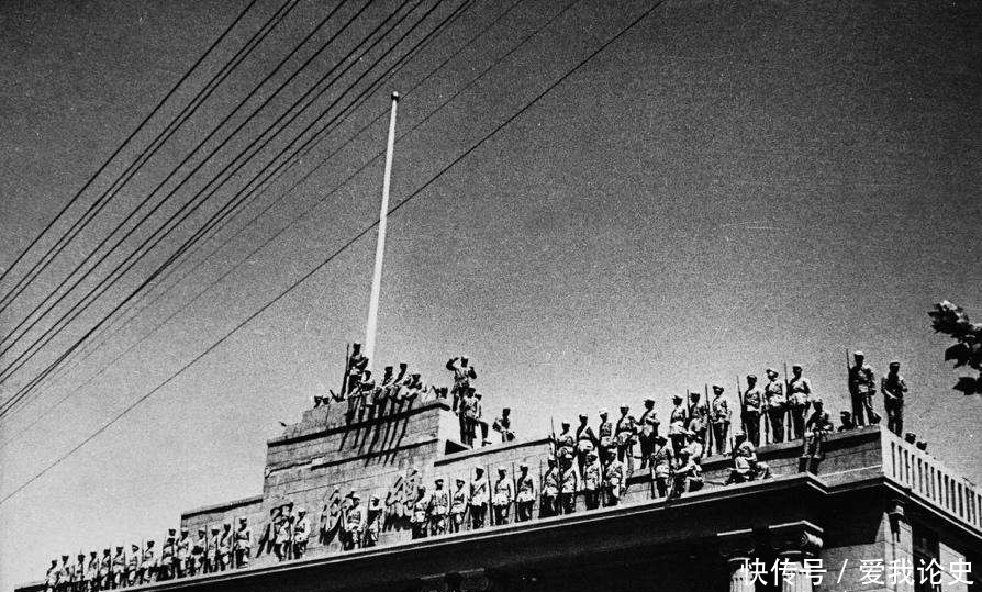 人民解放军|毛主席的这首诗,是两百年来七言律诗的压卷之作