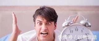 男人|男性衰老时，4个表现很”突出“，5物轮流吃，衰老会来得慢一些