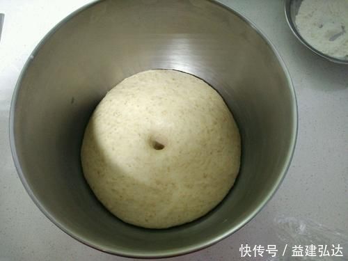 馒头|常吃用酵母发酵的馒头,对身体有益还是有害?为了健康,早作了解