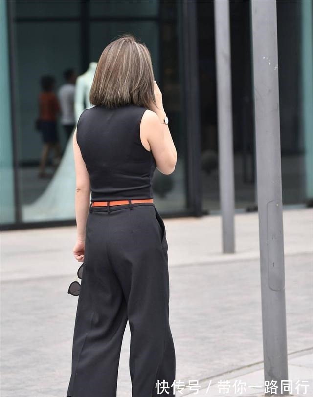 细高跟鞋 红黑渐变色尖头细高跟鞋,10厘米高,配七分宽腿裤!