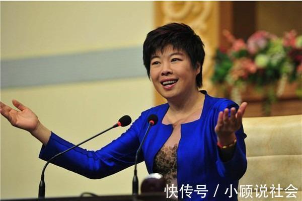 扁鹊@56岁的于丹,走到今天这一步,午夜梦回时她是否后悔过