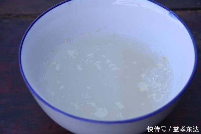 玉米面|原来发糕都做错了,这样做松软好吃不粘牙,比蛋糕还要美味
