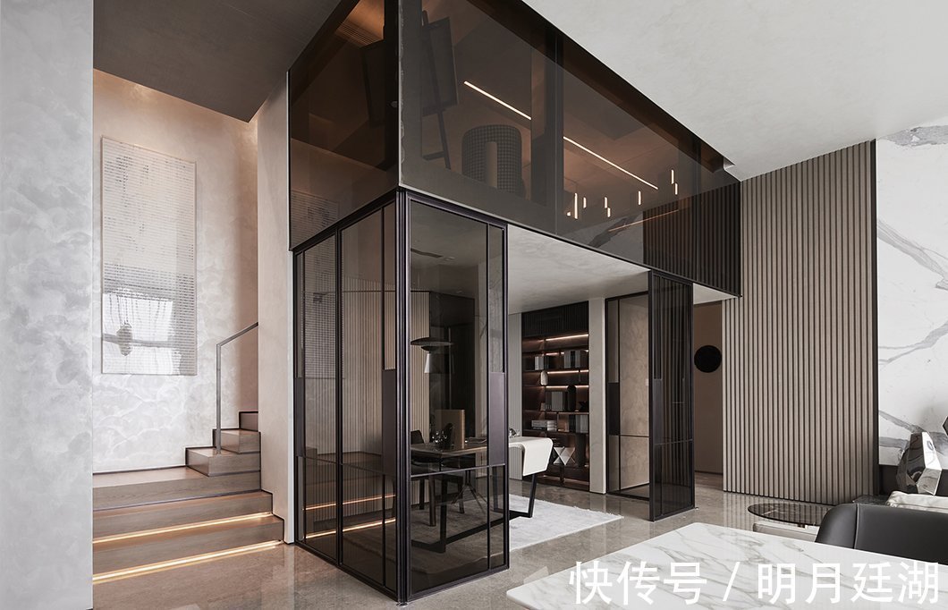 藏有露|200平的空间设计,简约却不简单,满满的细节,这样装才阔气