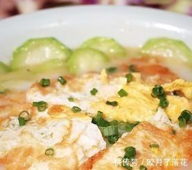 丝瓜|天热没食欲,记得给家人煮这碗汤,清热解暑又开胃,营养滋补好喝!