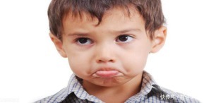 以下这4种父母,很容易把孩子养成“仇人”,希望你不在其中