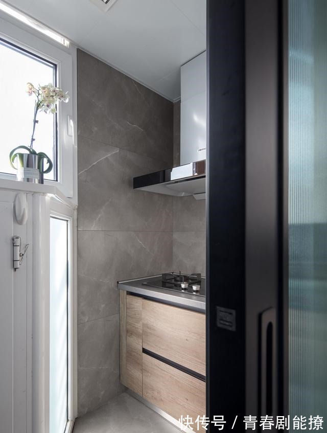 收纳|走进她家,才知大平顶配大白墙有多清爽,一人独居过得轻松又舒适!