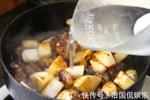 牛腩|秋冬季牛肉就喜欢这种吃法,清润滋补有营养,吃着还特下饭