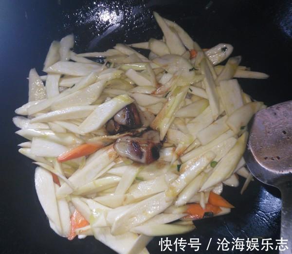 皮肤|立秋以后,每次看到必买十根,天天炒着吃,皮肤变得又白又嫩