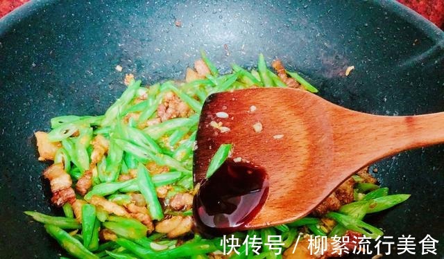五花肉|建议老年人如果不差钱尽量多吃这种食物,腿脚有劲,身体硬朗!