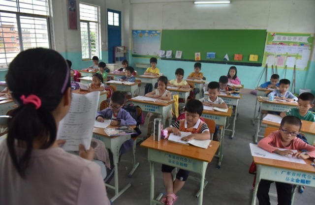 段子手|小学生“0分试卷”走红,笑哭老师,网友:小小年纪就是段子手