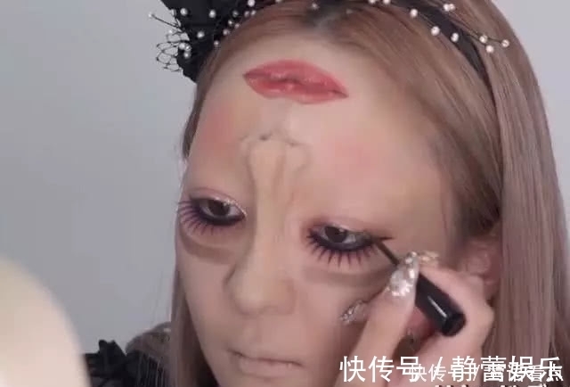 小姐姐|化妆大佬要将自己倒过来,开始:什么鬼?最后:受我一拜!