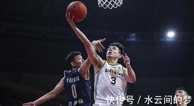 易建联|“焦点之战”广东男篮20分惨败于辽宁,球队输在哪