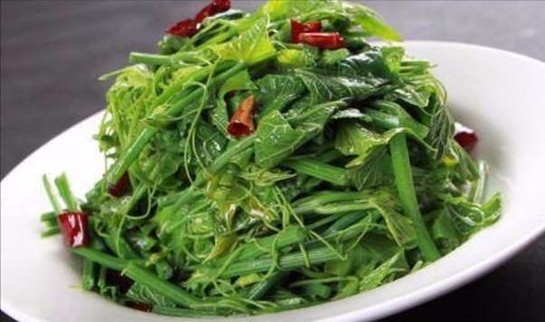 肌肤|春天对肌肤很好的3种食物，祛皱淡斑，排毒抗衰，肌肤细腻有弹性