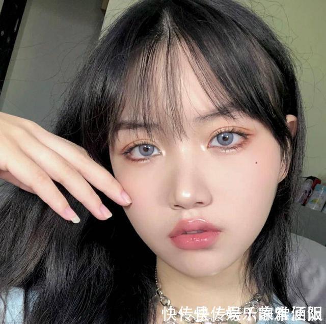 唇珠|唇形也多种多样,微笑唇受欢迎,覆舟唇拉低颜值,你是哪种