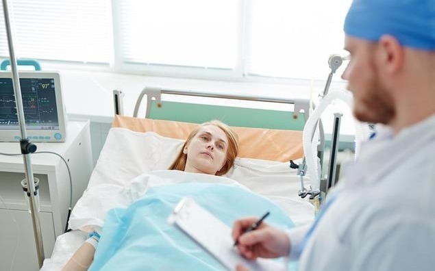 疤痕|为啥现在的剖腹产都不用“拆线”不“拆线”的利弊,孕妇要清楚