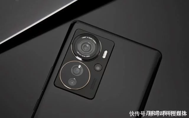 手机推荐!中兴Axon40Pro:售价2998元,但配1亿镜头和强悍配置插图9 手机推荐!中兴Axon40Pro:售价2998元,但配1亿镜头和强悍配置插图9