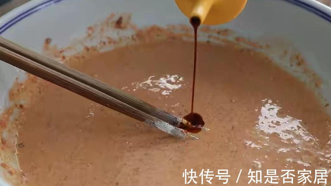 南瓜|菜园结的南瓜多得吃不完,我把南瓜晒干,没想到比牛肉干还好吃