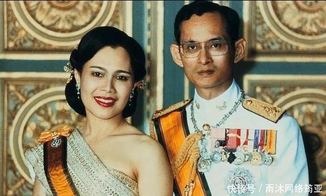 宫廷|泰国贵妃三个月被废，这个低调王室的八卦比宫廷剧更惊人