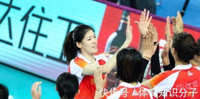 女排|女排最佳评选引争议!李盈莹成最大赢家,球迷:朱婷张常宁未参赛