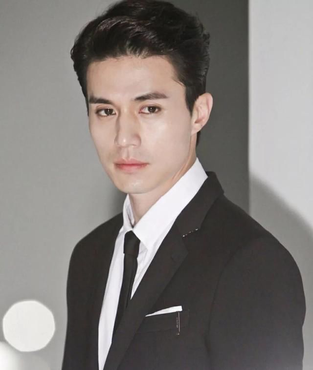 齐刘海 男生们,找对发型比找对女朋友还重要颜值从60到80没问题