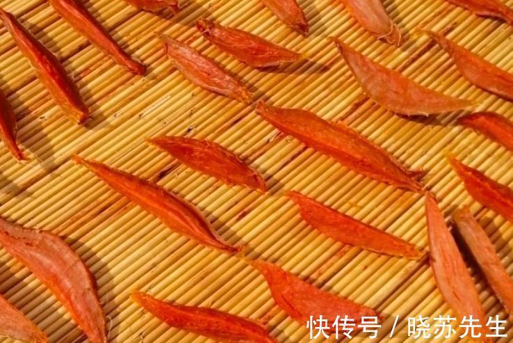 晒红薯干,牢记这2个小技巧,红薯干红润不干硬,香甜软糯