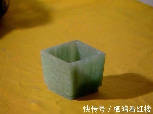 生活费@妙玉只不过一介尼姑,在贾府生活却很阔绰,她的生活费是谁给的?