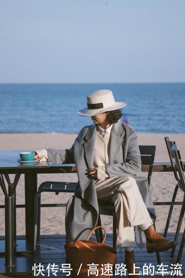 年纪大了不会搭也没关系!这位时尚博主的优雅穿搭,气质藏不住