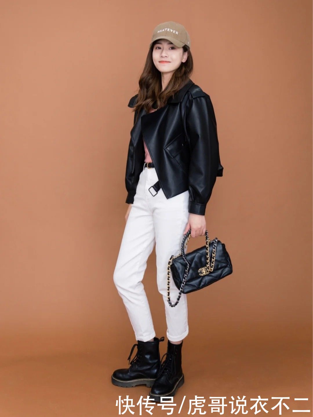 小白裤的N种搭配，每种都简约优雅又时尚，一看就会、一穿就美