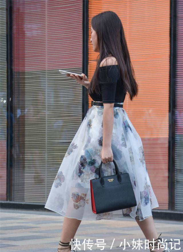 效果|街拍:一米六如何穿出一米七的效果, 高腰裙搭配细高跟, 显气质优雅