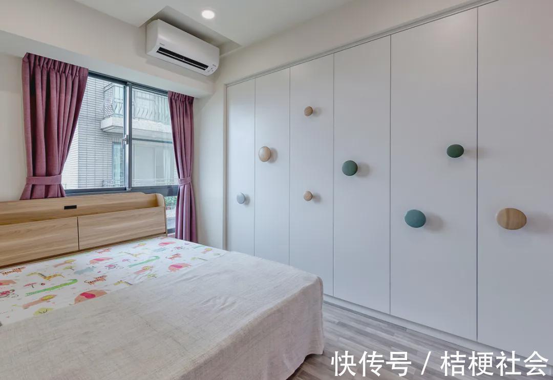 门把手|三口之家的73㎡，全屋坚持北欧混搭风，入户那叫一个清爽透亮