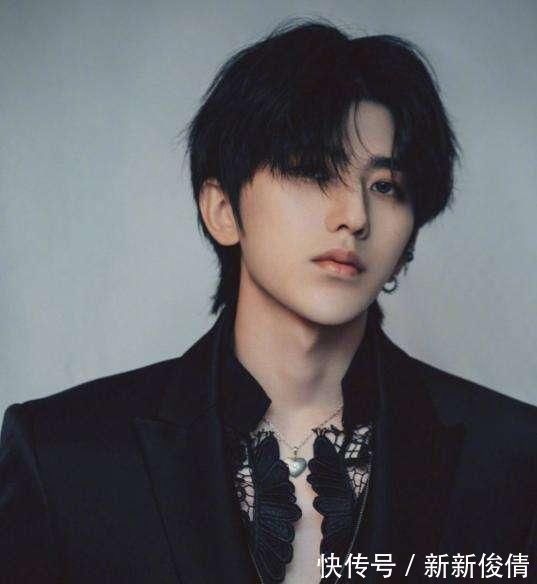 跑男團的手機殼楊穎的害怕，郭麒麟的搞怪，看到蔡徐坤買不起